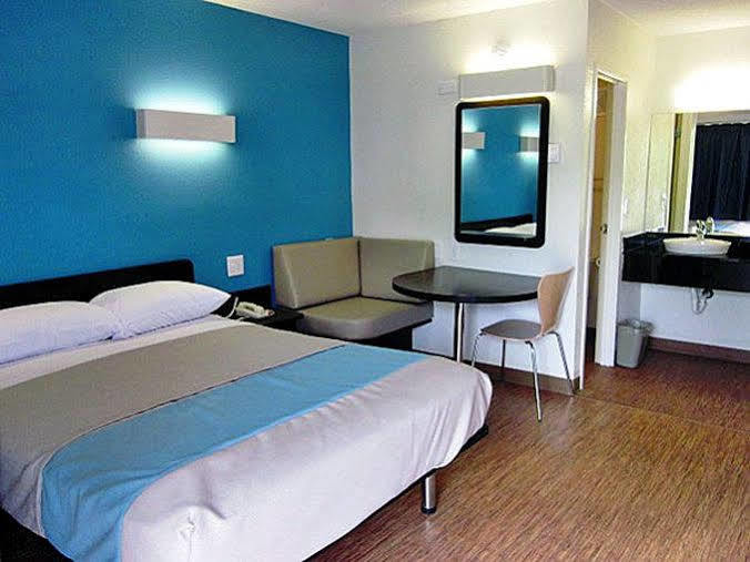 Motel 6-Overland Park, Ks 외부 사진